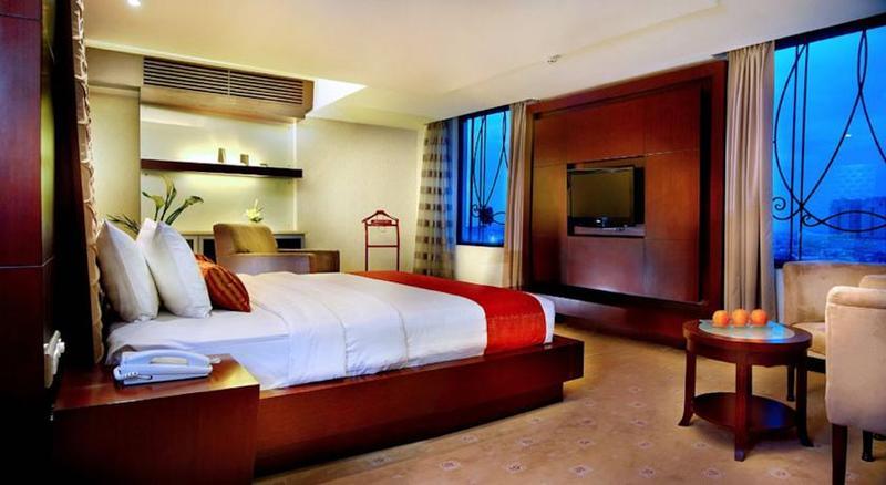 Grand Aston City Hall Medan Exterior photo