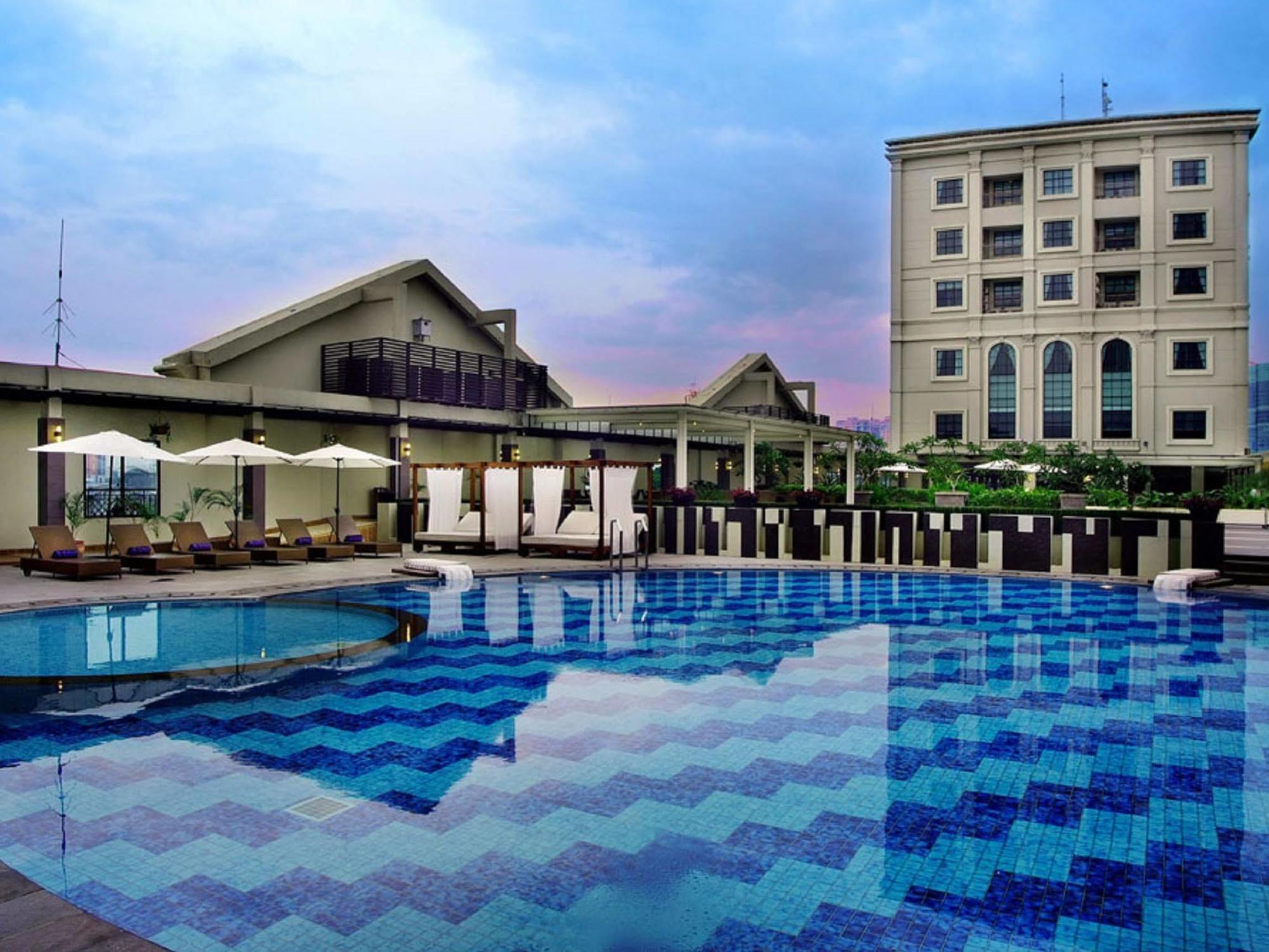 Grand Aston City Hall Medan Exterior photo